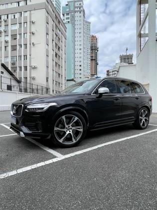 VOLVO XC90 2.0 T8 HYBRID R-DESIGN AWD GEARTRONIC VOLVO XC90 2.0 T8 HYBRID R-DESIGN AWD GEARTRONIC